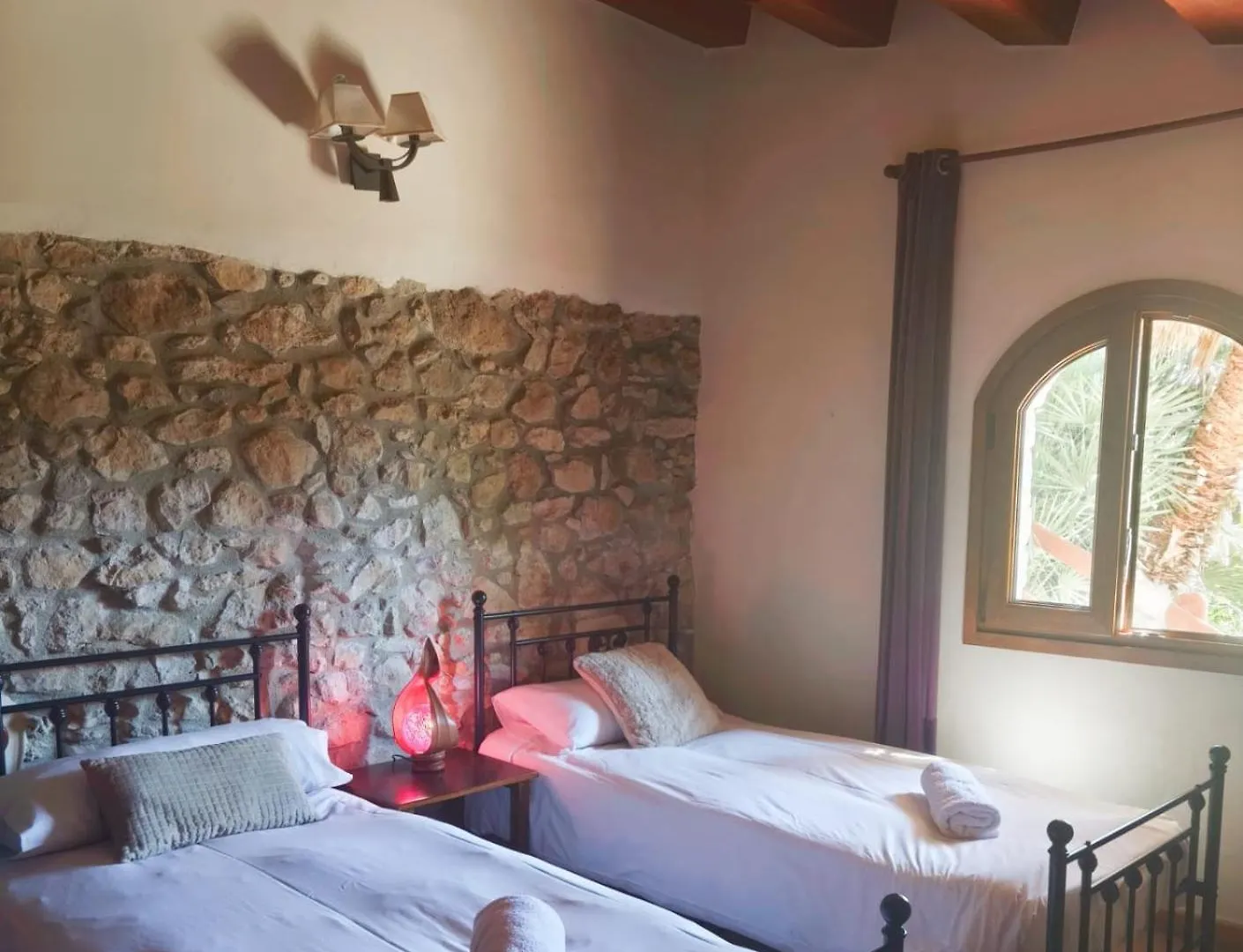 Masia Cal Simo - Casa Rural Con Piscina, Cerca De Sitges, Para Celebraciones Y Eventos Villa Canyelles (Catalonia)
