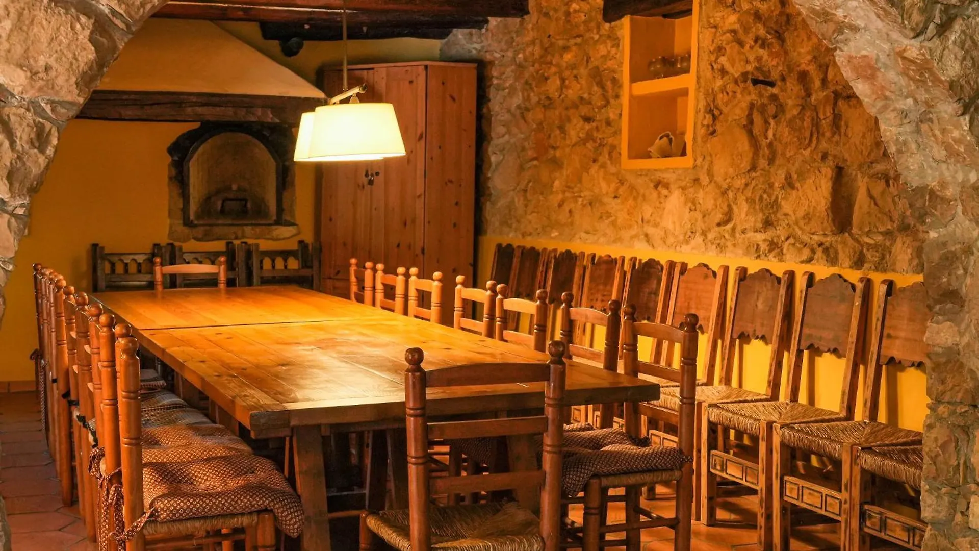Villa Masia Cal Simo - Casa Rural Con Piscina, Cerca De Sitges, Para Celebraciones Y Eventos